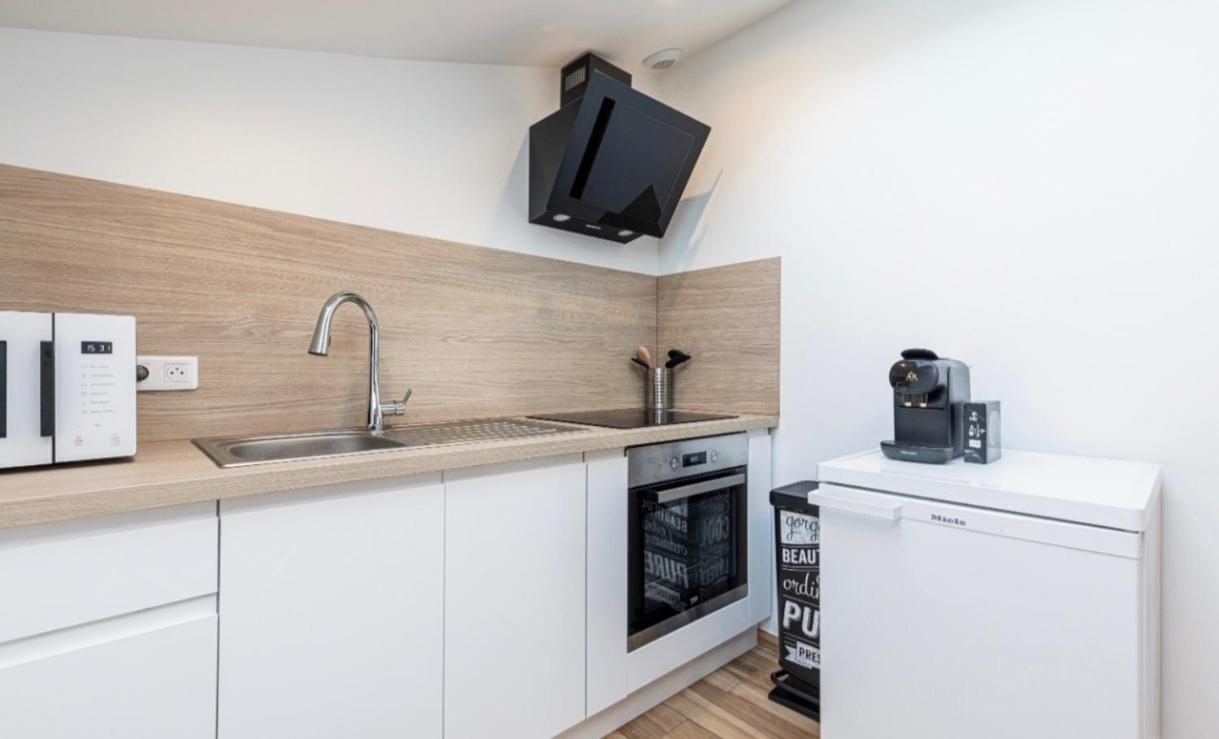 Studio Cozy Avec Terrasse N12 Nisa Exterior foto