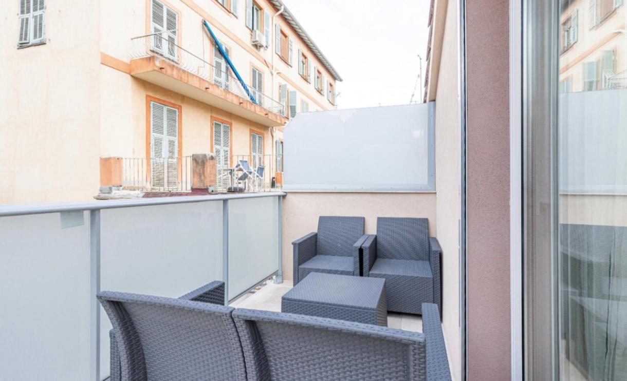 Studio Cozy Avec Terrasse N12 Nisa Exterior foto
